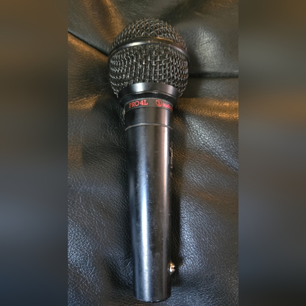 Audio Technica Unidirectional Lo-Z Dynamic Microphone Pro4L - Picture 4 of 4